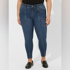 NEW Torrid Bombshell Skinny High Waist Prem Stretch Jeans Sz 16 Short 25" Inseam